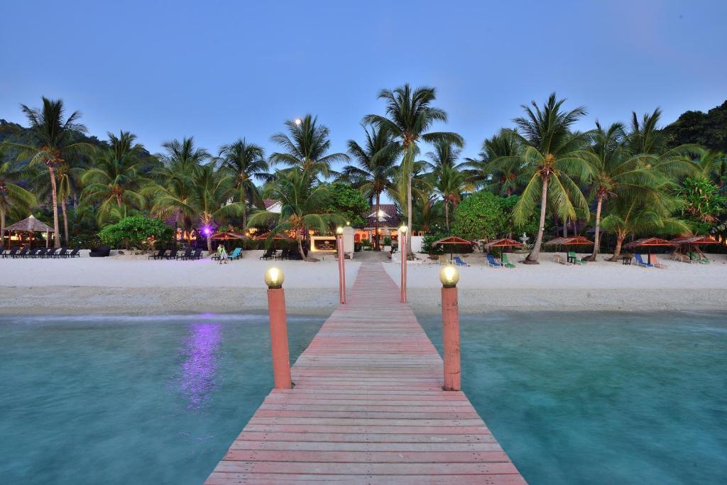 Sari Pacifica Resort & Spa, Lang Tengah Экстерьер фото